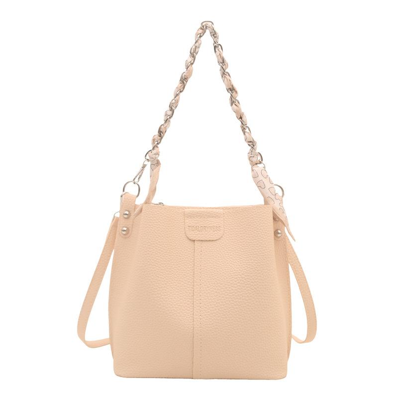 Commuter portable bucket bag women's new popular versatile shoulder bag simple commuter messenger bag