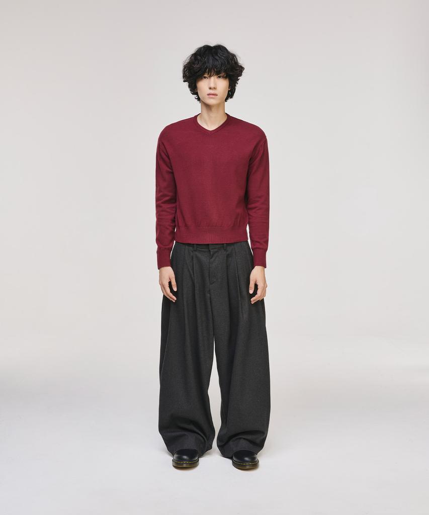 SIGNATURE Crop V-Neck Knit [Wine]