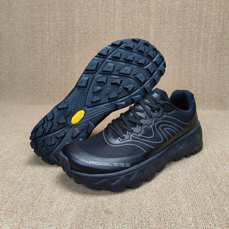 Klassische Marke Bequem Atmungsaktiv Offroad Laufen Fitnessschuh Sommer Sport- und Freizeitschuh Mann Runde Zehenspitze Sport Laufschuh