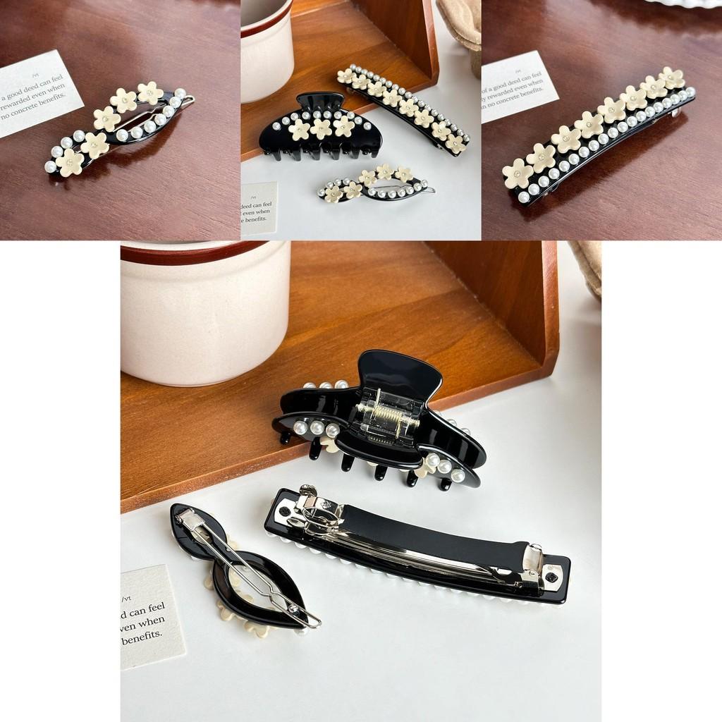 Stylish Acetate Flower Hair Claw Clip In Beautiful Colors For Trendy And Fashionable Looks