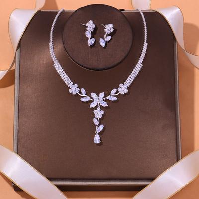 Light Luxury Zircon Bridal Jewelry Two-Piece Set Wedding Dress Accessories Flower Earrings Necklace Set Jewelry Set