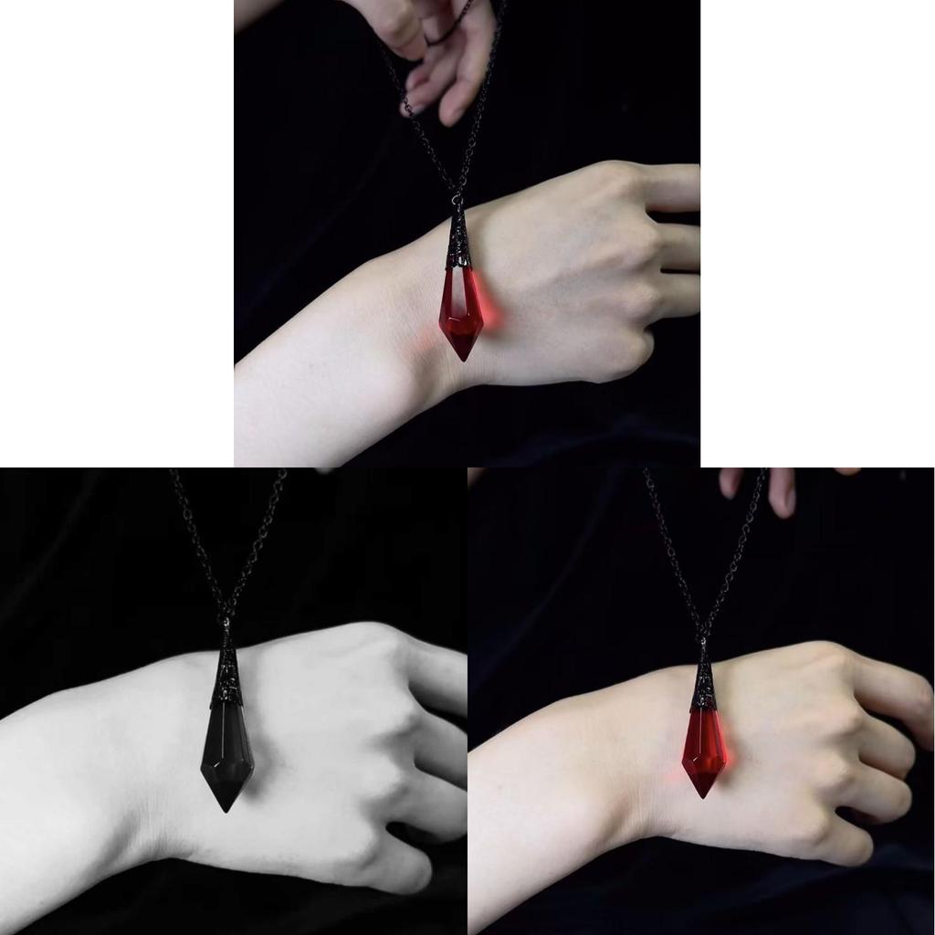 Collana Ciondolo Gotica Rosso Profondo e Nero in Vetro Cristallo con Catena a Croce in Lega per Donna