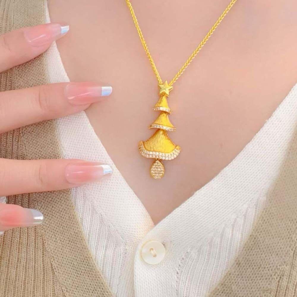High-end Golden Collarbone Chain Luxury Exquisite Neck Pendant  Neck Accessories