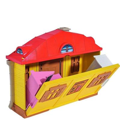 Masha and the Bear Playset Masha's House with 1 Masha Figure
