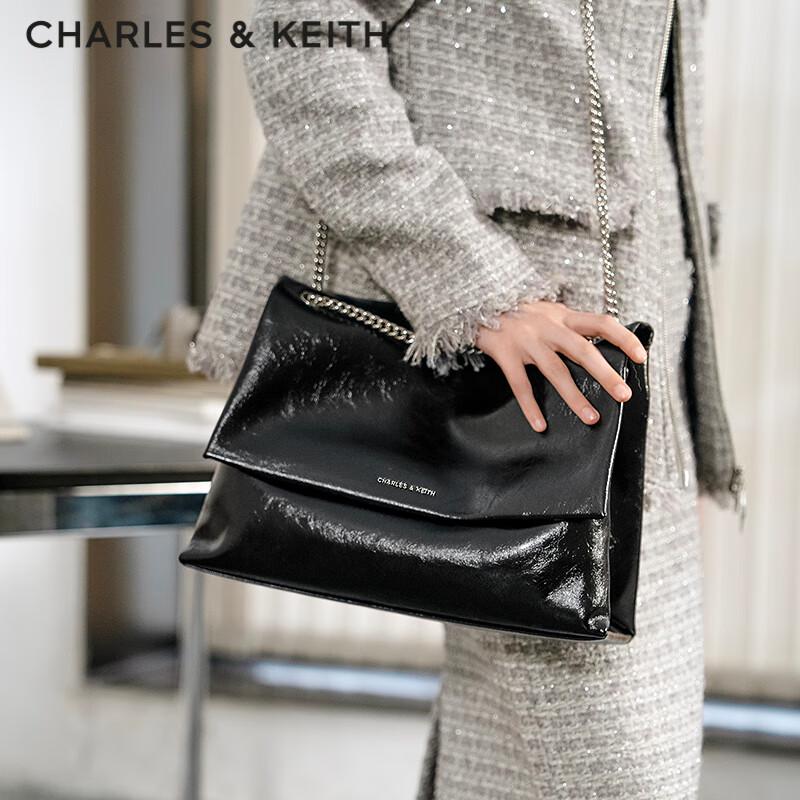 CHARLES&KEITH Large Soft Chain Messenger Shoulder Bag