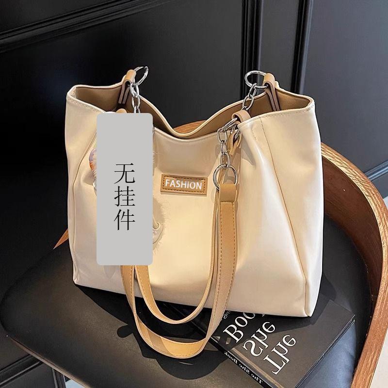 Large Capacity New Versatile Single Shoulder College Student Commuting Leisure Niche Fashion Going Out Tote Bag