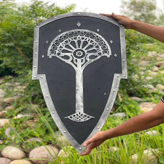 68.58 Cm Templar Shield Lord of the Rings Gondor Tree Shield Wooden Heater Shield for Cosplay, LARP Wall Decor Best Gift For Home Decor