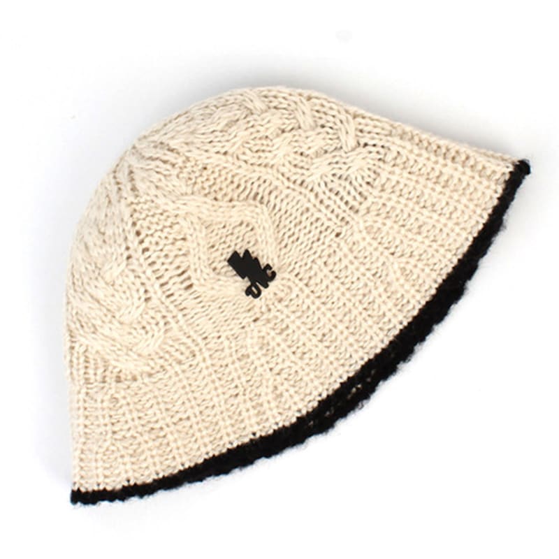 Universal chemistry Edge Twist Ivory Knit Bucket Hat Knit