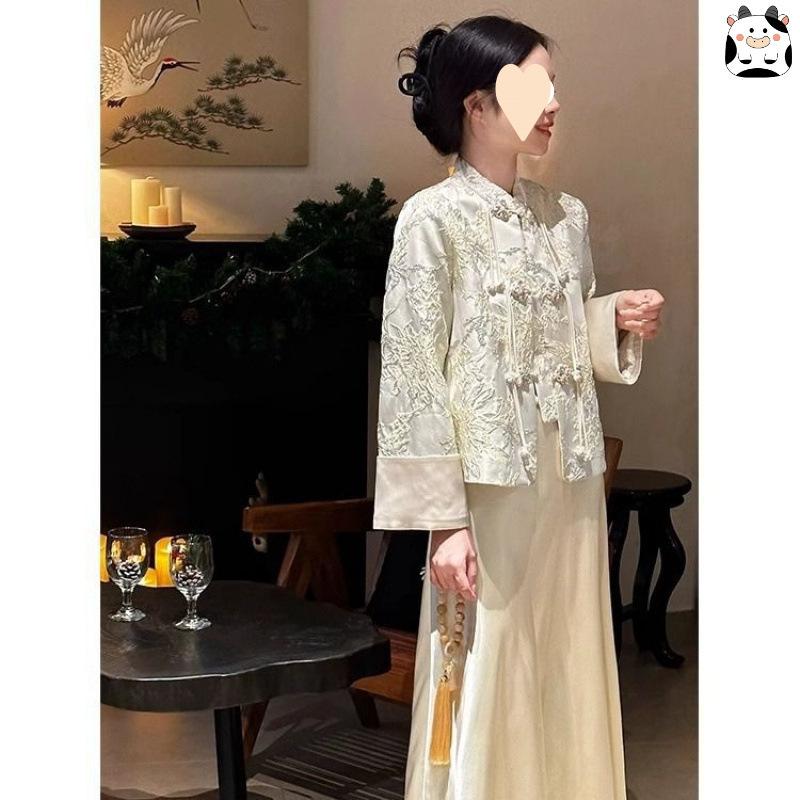 Plus Size Women's Luxury Tang Suit: Satin Frog Button Jacket & Skirt Set