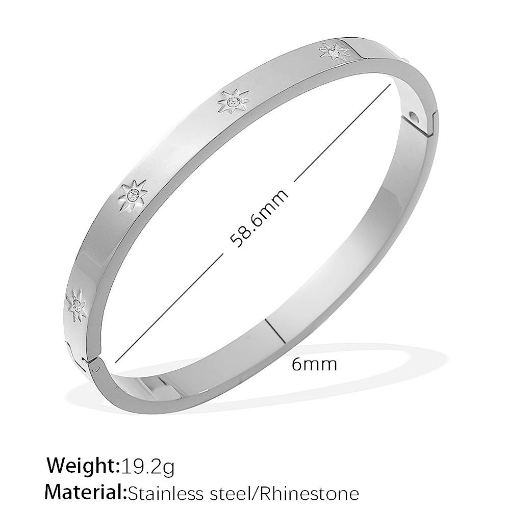 

Браслет из циркониевого сердца из титановой стали - Женский роскошный браслет из нержавеющей стали с бриллиантовой инкрустацией, устойчивый к выцветанию.