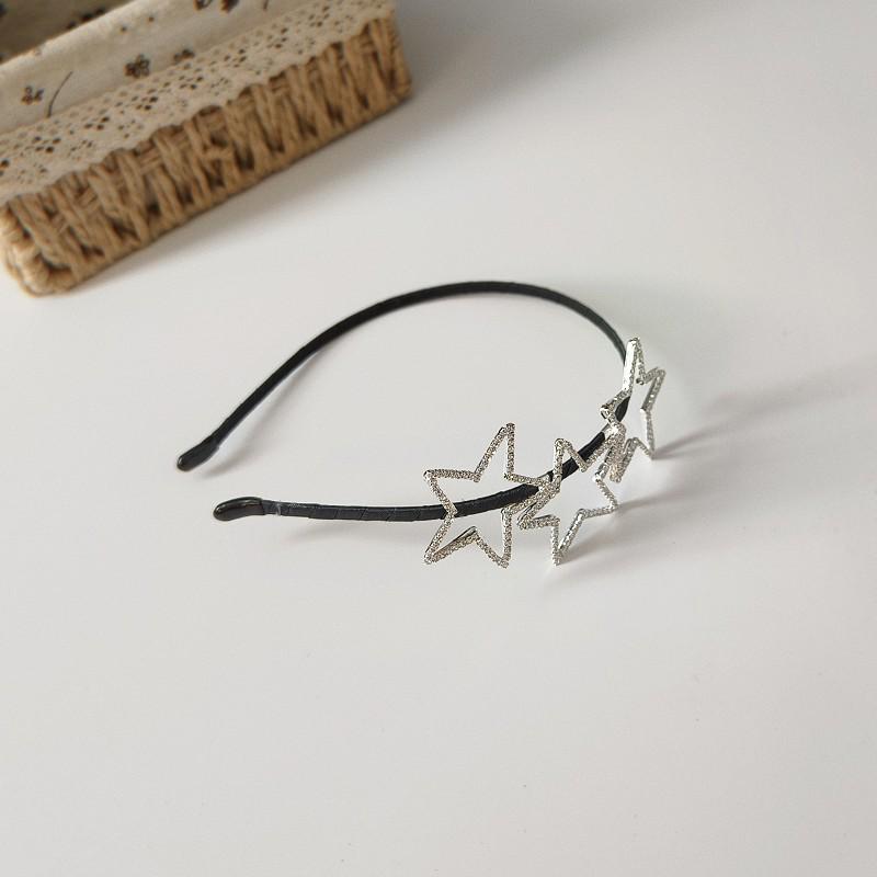 

Ободок для волос «Звезда» с полными бриллиантами - Стиль «Волшебный лес», Нескользящий, Универсальный для выходов в свет, Любимый интернет-знаменитостями. серебряный