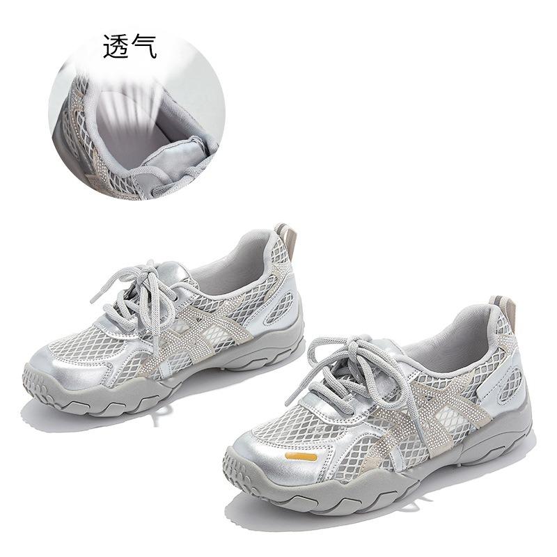 

Новые спортивные женские летние сетчатые дышащие туфли на платформе, универсальные повседневные кроссовки для папы, женские 40 серебряный
