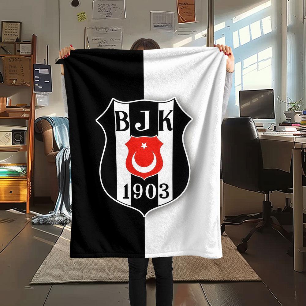 1PC Besiktas Gymnastics Club Patterned Flannel Blanket Suitable For All Seasons for Home Decor Warmth and Comfort Gifts Holiday Present