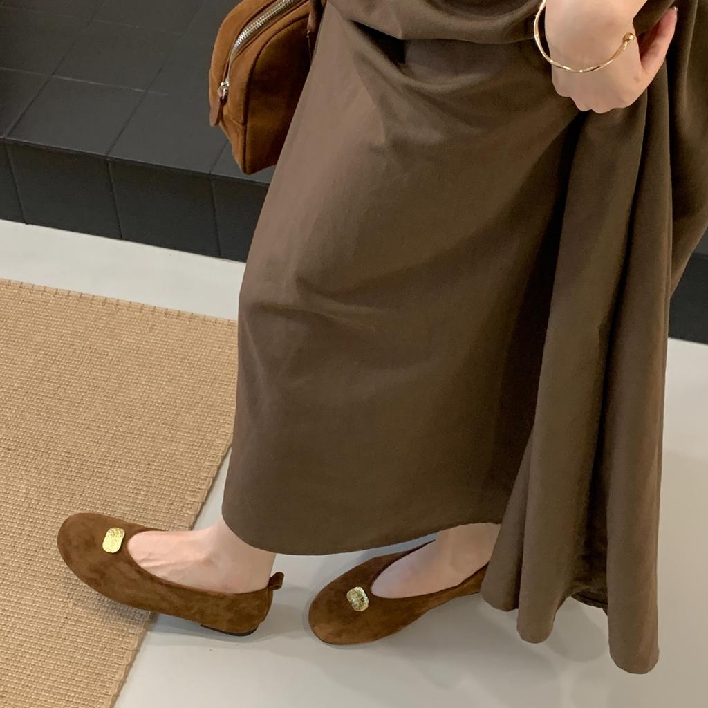 Neue Retro-Rundkopf-Ein-Pedal-Einzelschuhe 2025 Herbst Flacher Mund Wildleder Weiche Sohle Freizeit-Damenschuhe