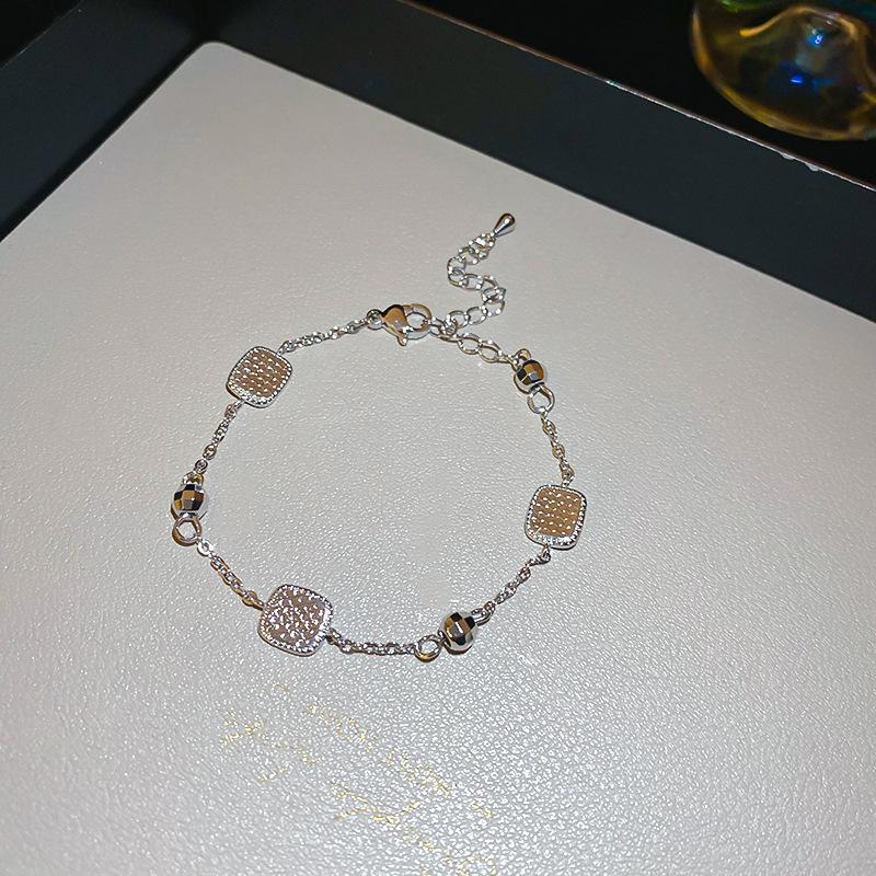 Bracciale Regolabile in Oro Vero Galvanizzato con Zir*****val Diamond, Lusso Leggero, Bracciale alla Moda di Alta Gamma, Gioiello Versatile per il Pendolarismo