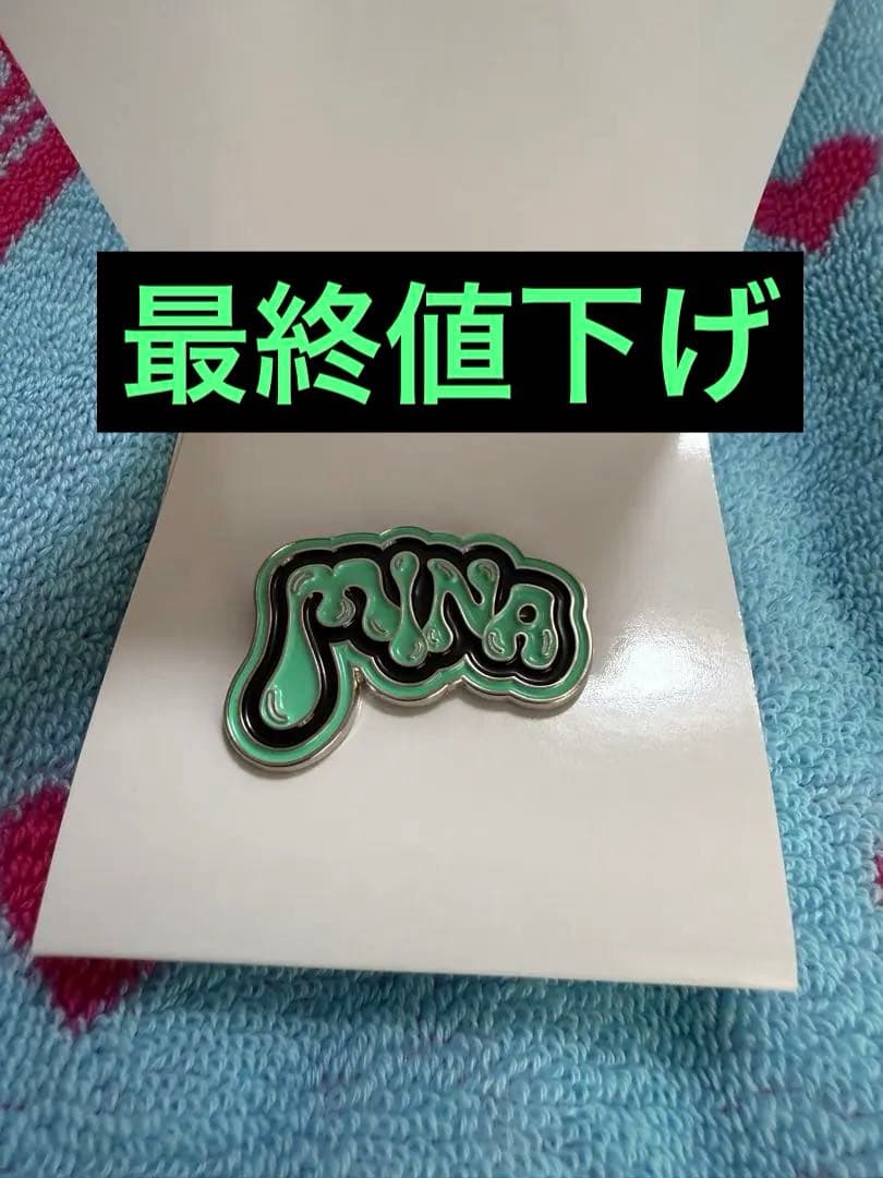 

[USED] TWICE Pin Badge Mina