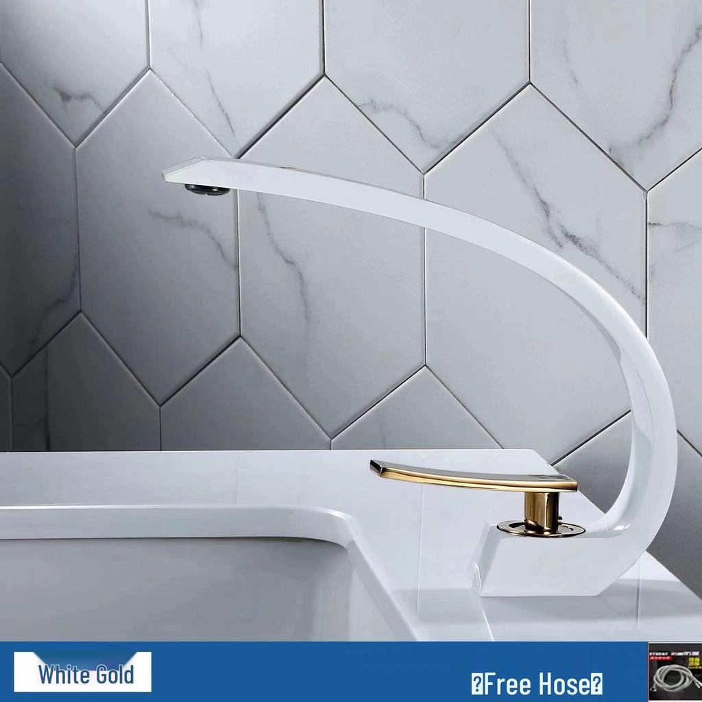 Robinet de lavabo de salle de bain en laiton canon de fusil avec robinet chaud et froid pour lavabos et plans de travail.