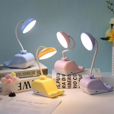 Cartoon-Wal-Nachtlicht USB Typ-C Schnell wiederaufladbare Schreibtischlampe mit Handyhalter Biegsames Warmweißes Licht Schreibtischlicht für Studenten Augen