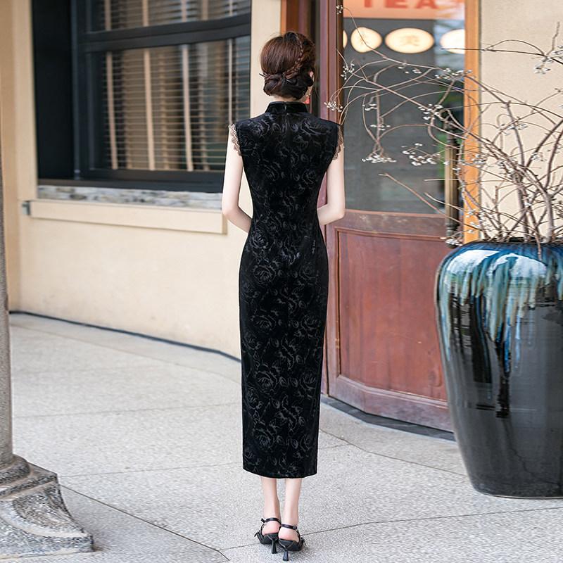 Black Velvet Single Split Fork National Style New Chinese Suzhou Autumn Cheongsam Improved Young Women's High-end Evening Dress