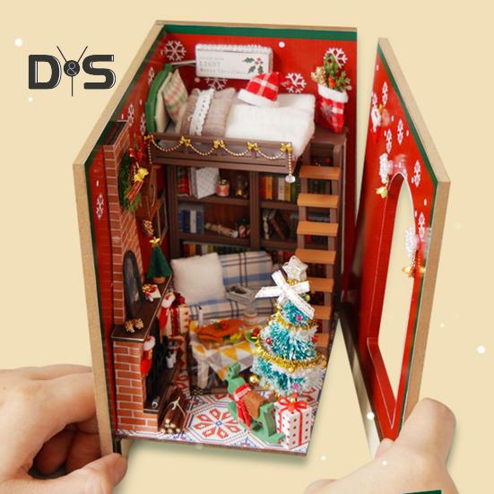 Kit de mini maison à thème de Noël à faire soi-même avec meubles lumineux à LED pour enfants et adultes, petite maison faite à la main, modèle de maison de poupée, serre-livres, étagère, décoration