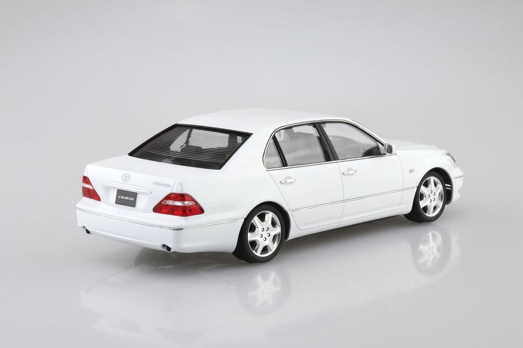 Aoshima Bunka Kyozai Scale The Model Car Series 136 Toyota UCF31 Celsior 2005 Plastic Model 1/24 No. Kit, Pre-painted