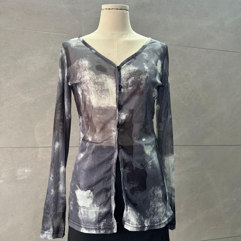 Chic Retro Tie-Dye V-Neck Mesh Sun Protection Cardigan with Stylish Long Sleeves