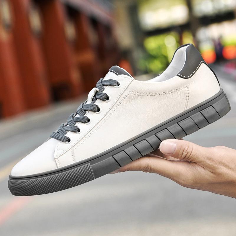 

Light luxury men s 2025 summer new daily men s outdoor travel waterproof leather high-end lace-up casual board shoes 45