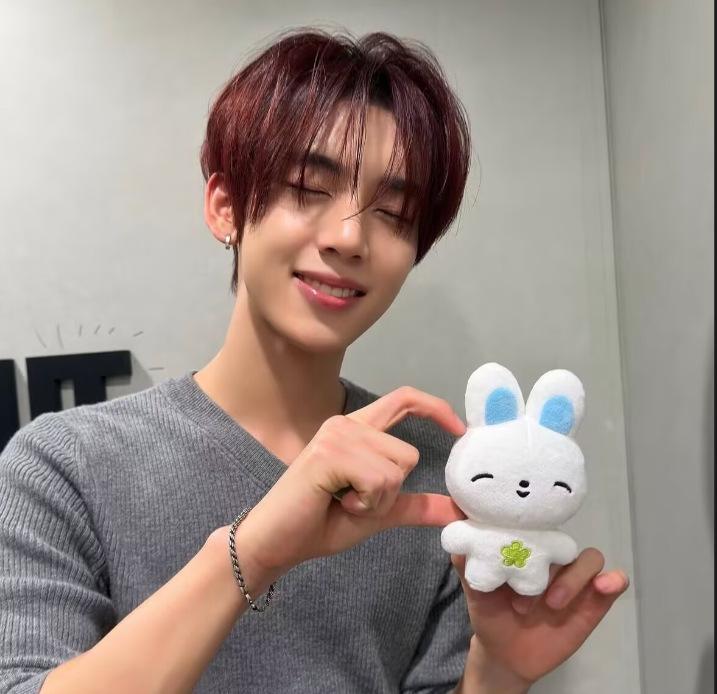10cm Plüsch-Schlüsselanhänger Und2Ble Zhanghao Ricky Han Yujin Fans Cartoon PP-Baumwolle Weiches Plüschtier Taschenanhänger Geschenk 10cm