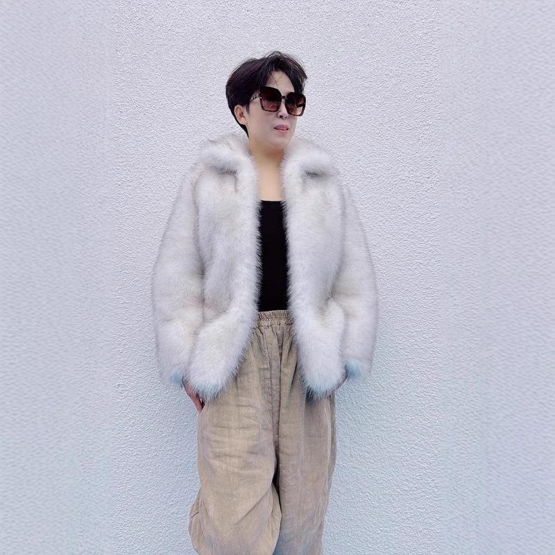 Jacket new fashion temperament trend winter thickened women's warm imitation fox fur coat