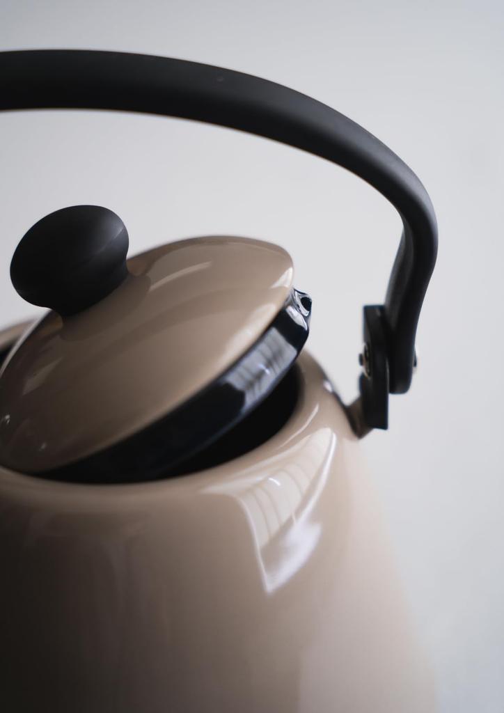 Nodahoro Drip Kettle II, Enamel, Induction Compatible, Heat Resistant, Beige, 2L, DK-200 BE