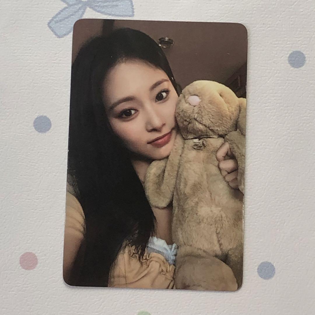 

[USED] TWICE Tzuyu With YOU-th Pre-recorded Sanok Trading Card