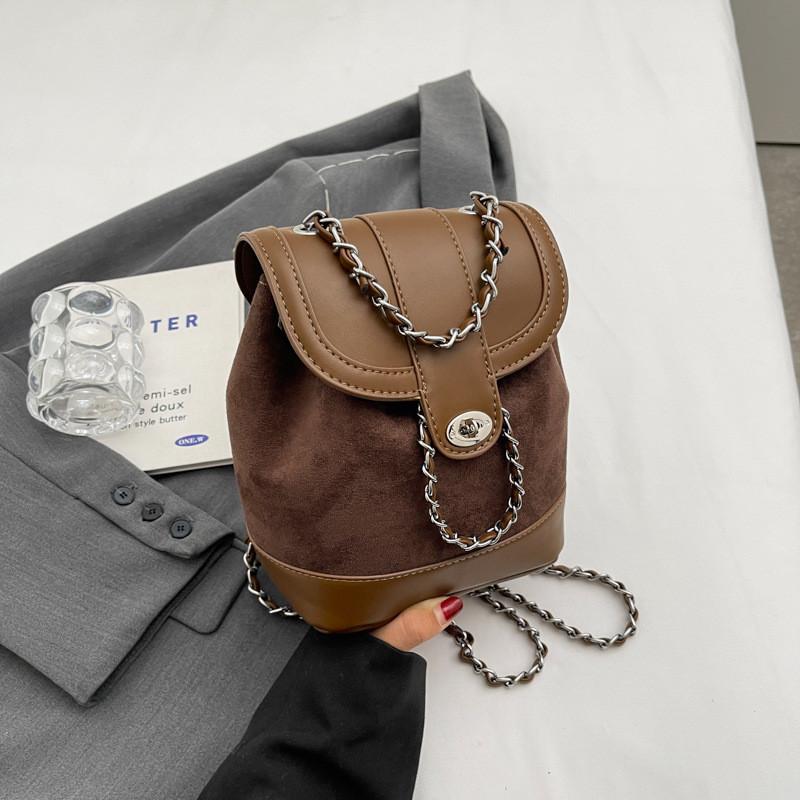 Small Shoulder Bag With Advanced Feeling For Women 2023 New Retro College Style Backpack Brown