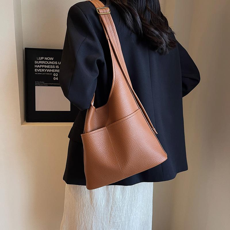 

Популярная вместительная высококачественная сумка-тоут Sense для детей и мам, осенне-зимняя простая повседневная сумка через плечо для женщин коричневый