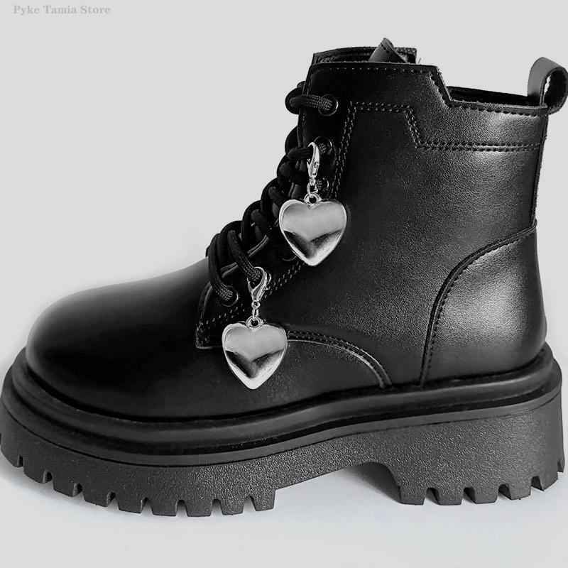 

2pcs Metal Hollow Stars Silver Hearts Pendant Boots Shoes Buckles Decoration Party Jewelry Diy Snap Hook Women Shoes Accessories
