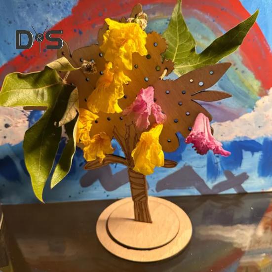 Wooden Flower Collection Board Flower Collector Nature Play Children's Adventure Board for Kids Outdoor Floral Picking Arranging Nature Walks Sorting