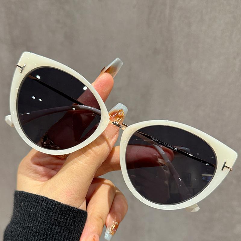 1PC Cat Eye T-shaped Sunglasses New Korean Style Fashion Sunglasses for Women UV Protection Sun Glasses