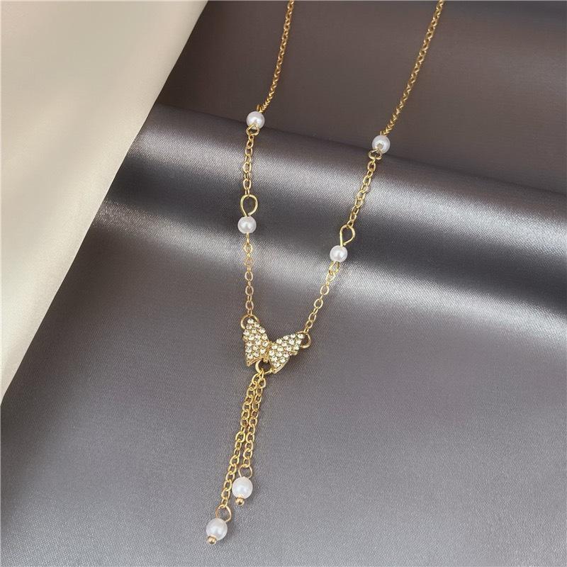 2023 Pearl Butterfly Choker: Women's High-End Luxury Necklace with Zircon Clavicle Chain