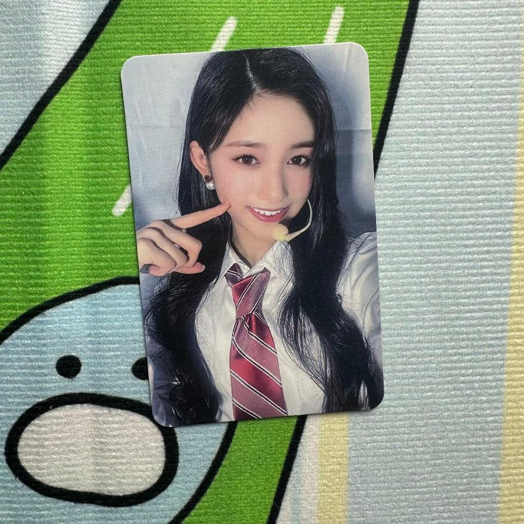 [USED] IVE 2022 UNI-KON Bonus Uni-Kon Trading Card Iso