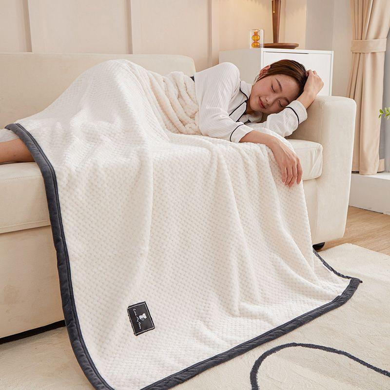 Flannel Fleece Blanket Office Nap Blanket Air-Conditioning Throw Coral Fleece Bed Sheet Blanket Lunch Break Blanket