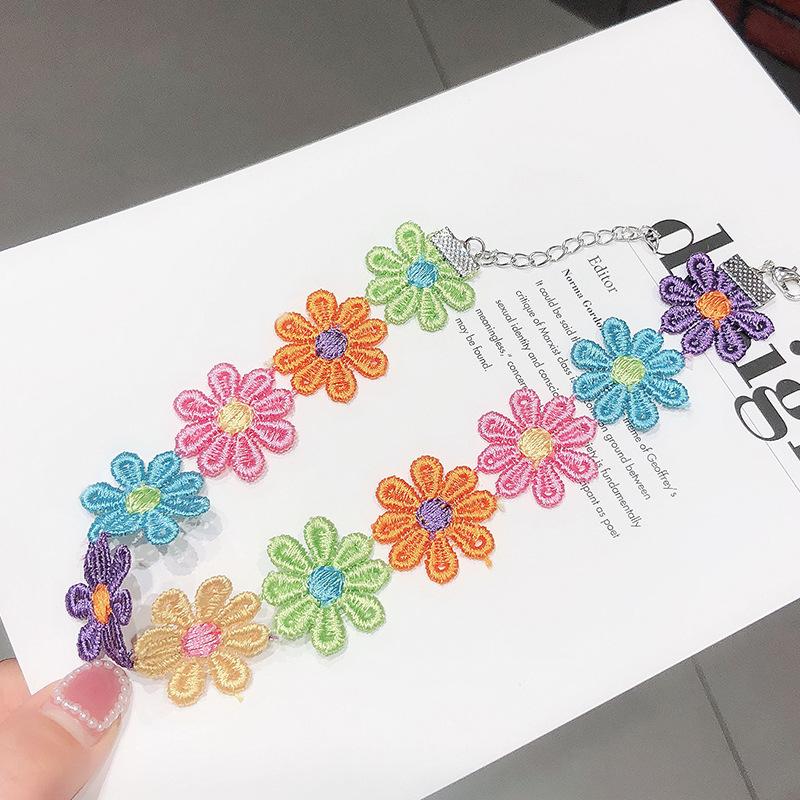 Girocollo con collana in pizzo con fiori dolci per donne e ragazze, ricamo di buona qualità, moda, design romantico, accessorio