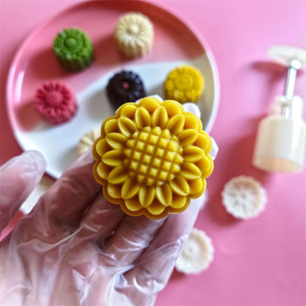 Midautumn Festival Sunflowers Cutter Moon Cake Mould Set Used for Cake Cookie Dessert Cutter Cake Baking Decorations