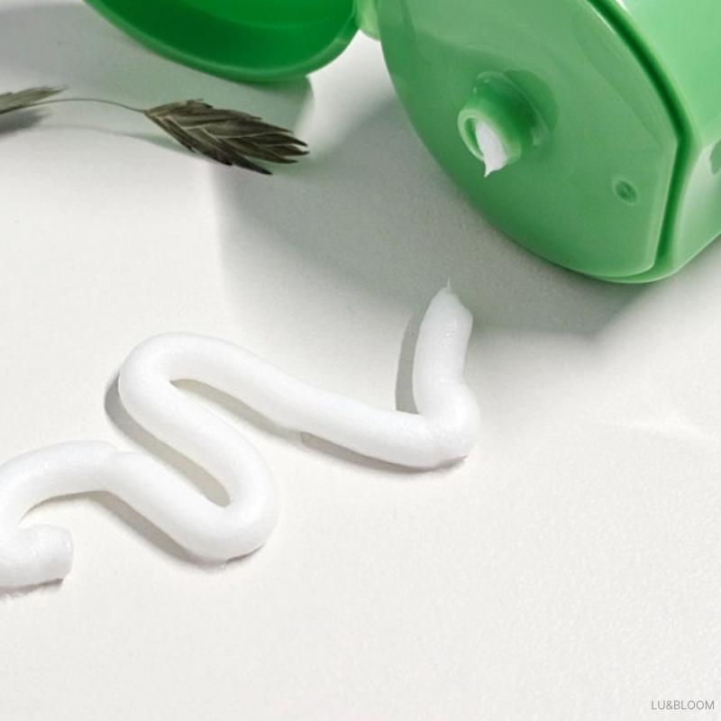 Sungboon Editor Green Tomato Deep Pore Cleansing Ultra Whipping Foam 120g (+Free gift)