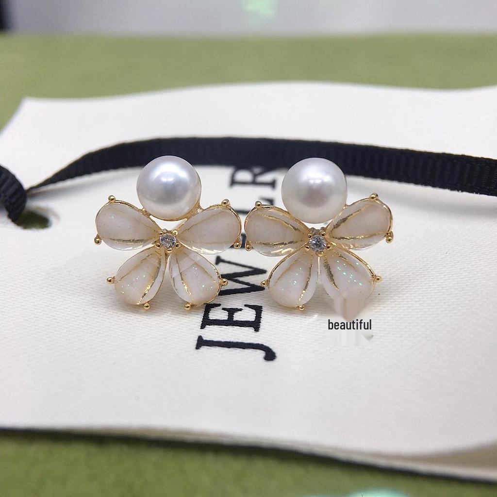 Náušnice pecky s květy z říčních perel Zhuji s jehlou ze sterlingového stříbra S925