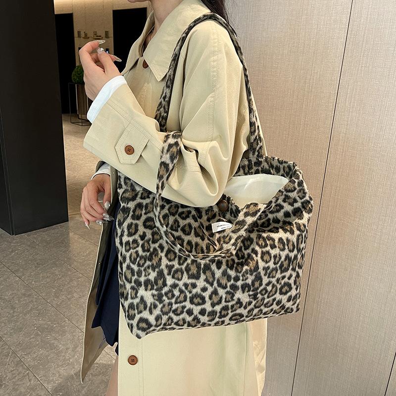 Autumn Casual Fashion Woolen Plaid Shoulder Bag Retro Leopard Print Portable Commuter Canvas Bag Women's Casual Shoulder Bag