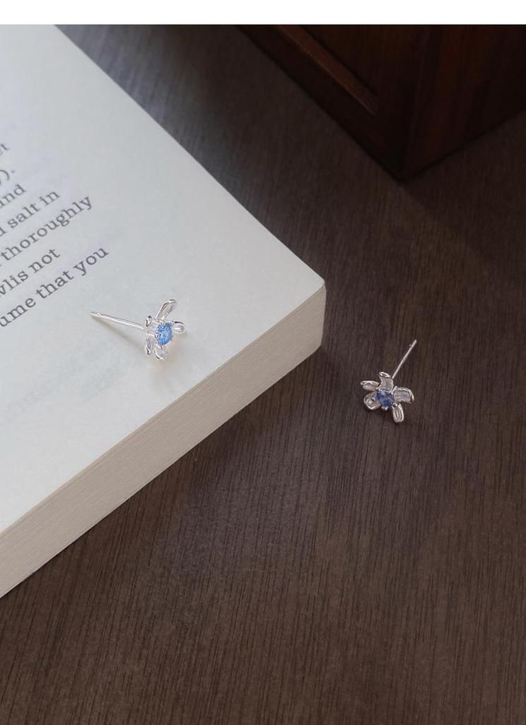 S999 Sterling Silver Blue Zircon Flower Stud Earrings for Women - Niche Design, Luxurious, Versatile