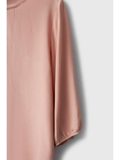 Women's Solid Color 100% Mulberry Silk Double Georgette Lantern Sleeve Top with Round Neck and Side Slits.