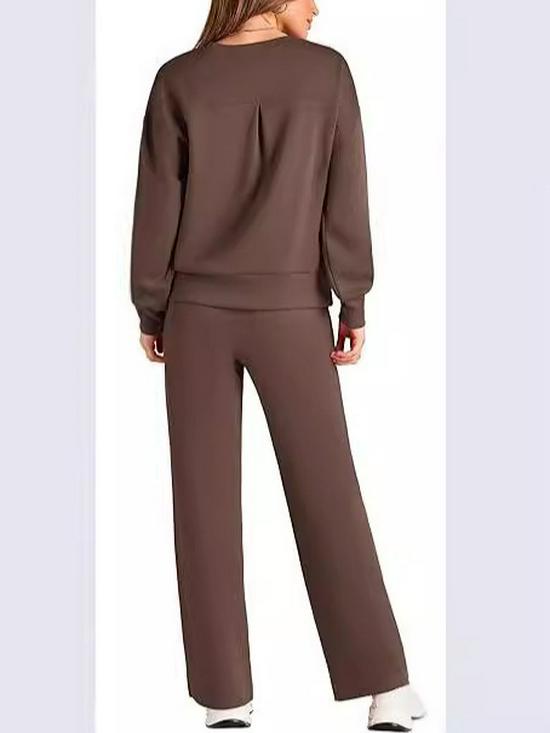 2024 Trendy Knit Women's Two-Piece Set: Long-Sleeve Top & Wide-Leg Pants with Pockets