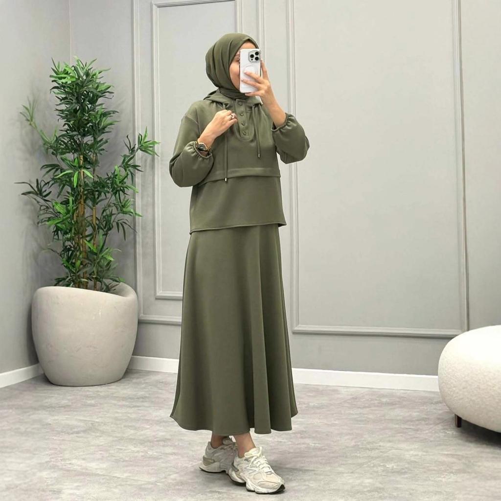2025 cross-border European and American style women's clothing autumn new round neck lantern sleeves long sleeves waist fairy A-shaped long dress