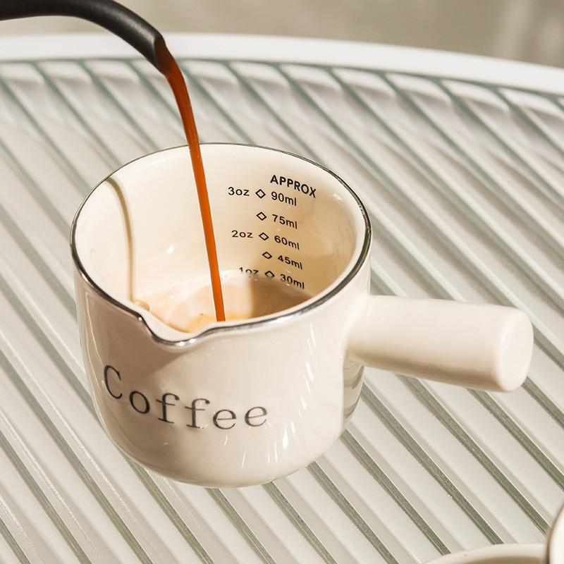 3oz/90ml Espresso Coffee Ceramic Small Milk Cup Wth Scale Coffee Measuring Cup Extraction Cup With V-Shaped Mouth Pitcher