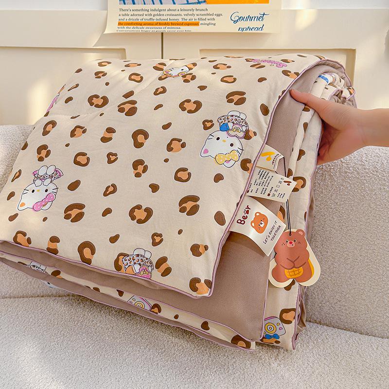 Washable Cotton Double Gauze Cartoon Summer Quilt for Mother and Baby - Soft, Fresh, and Thin Air Conditioning Blanket